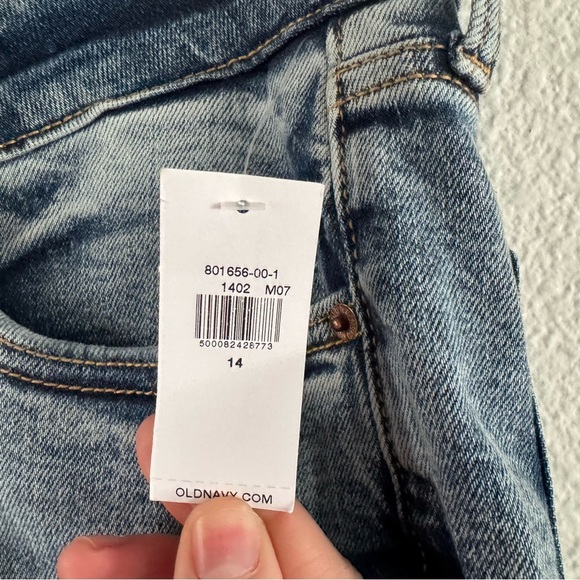 High-Waisted O.G. Straight Extra Stretch Ripped Cut-Off Jeans Women Size 14 NWT - Picture 4 of 11